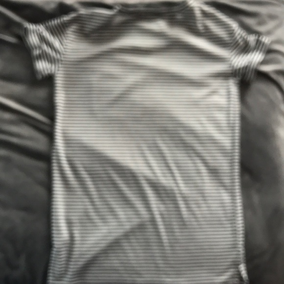 Black and white striped pocket tee - Picture 2 of 2